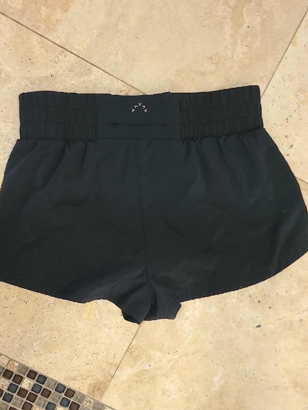 Varley Black Athletic Shorts with Pink Drawstring Inseam 2" - Picture 6 of 8